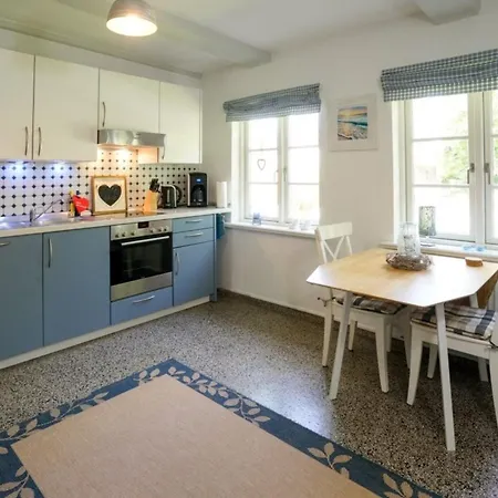 Pastor's Stuv Uelvesbull