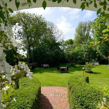 Pastor's Stuv Uelvesbull